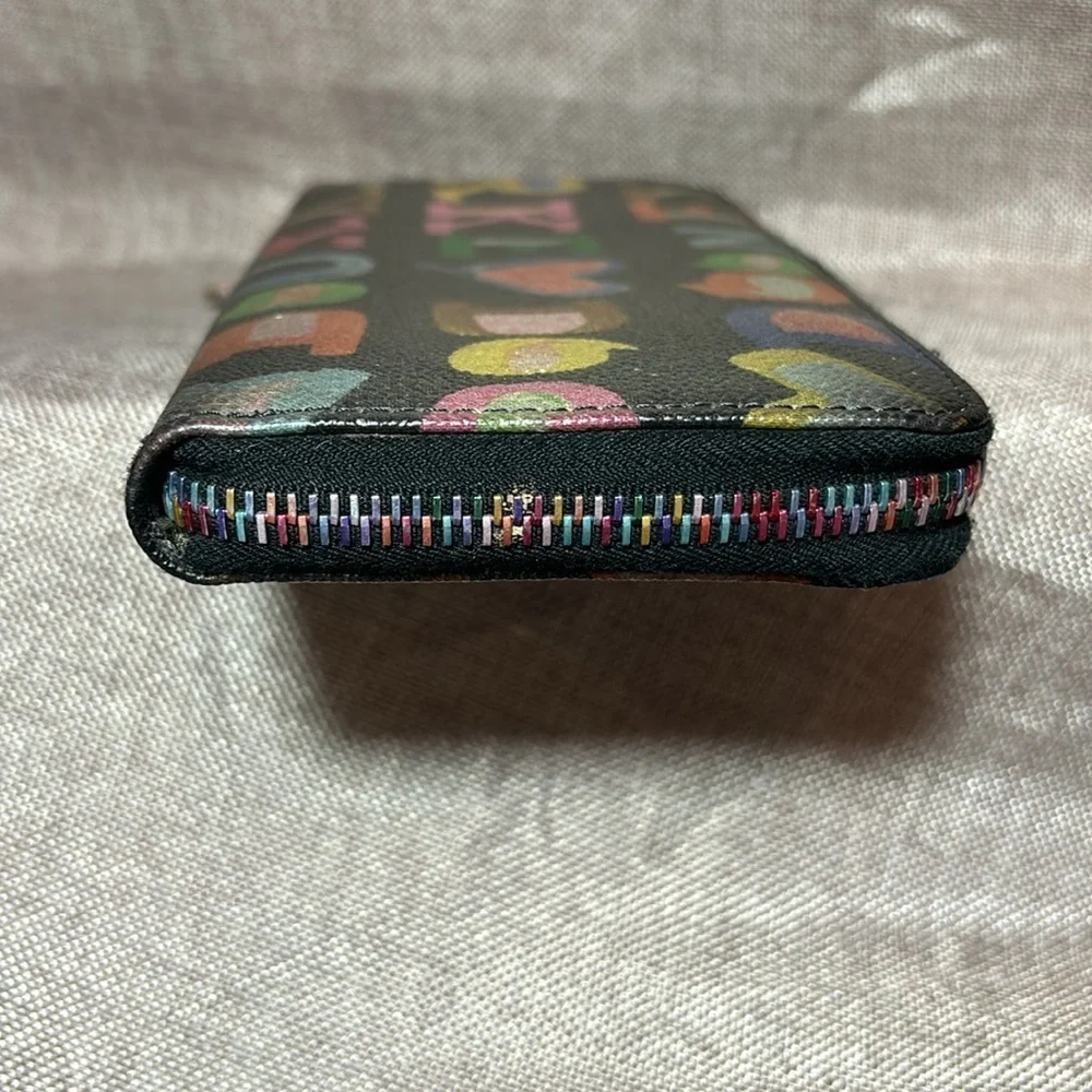 Vintage RARE Dooney and Bourke Large Zip Around Doodle Wallet